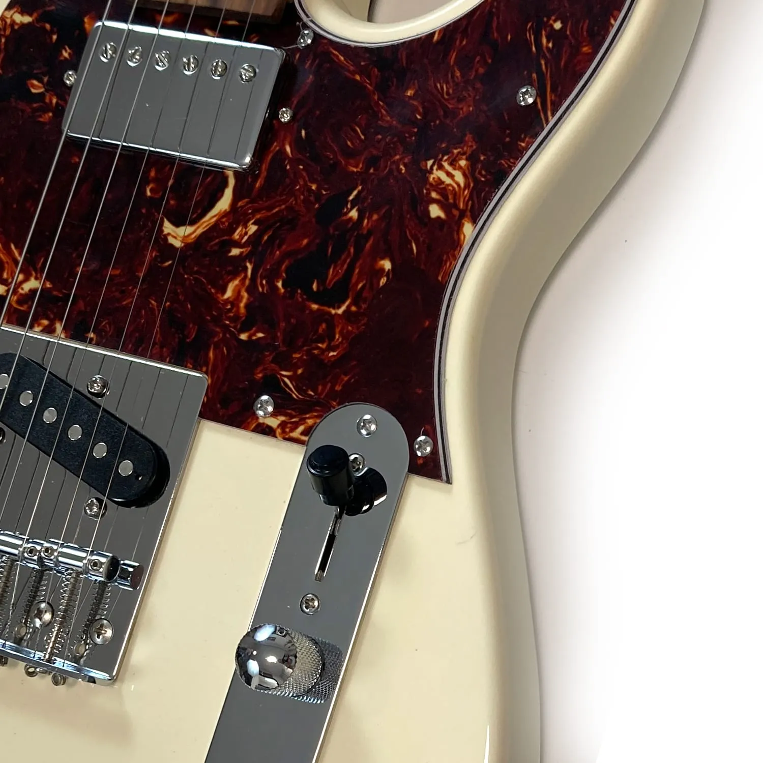 גיטרה חשמלית לבנה BZ-T1-SH-WH BZGUITARS